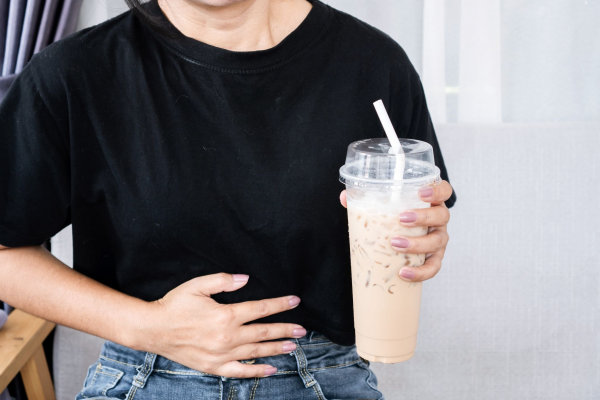 Seorang wanita sedang alami asam lambung